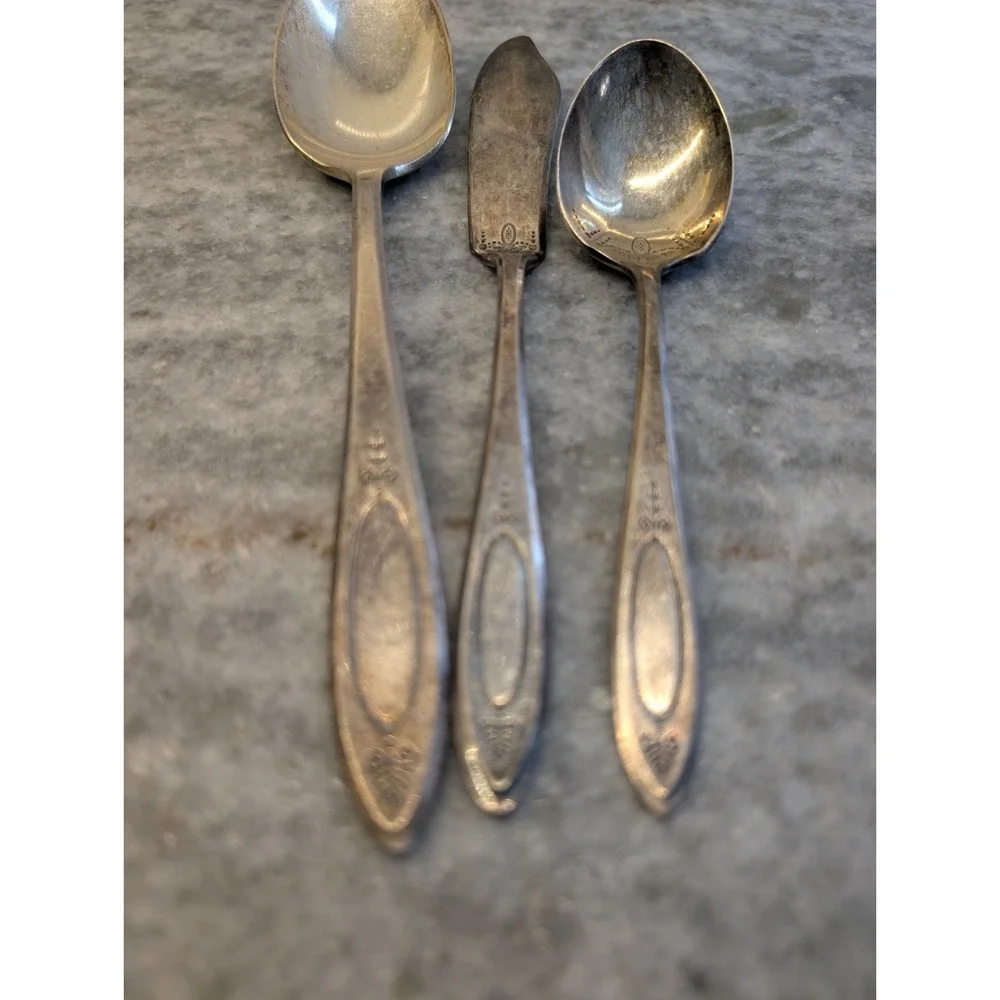 Set‎ Of 3 Vintage COMMUNITY silverplated Serving Flatware Pieces